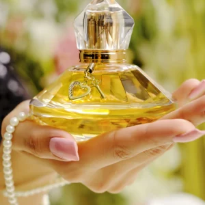 ENCHANTING PERFUME FOR WOMEN